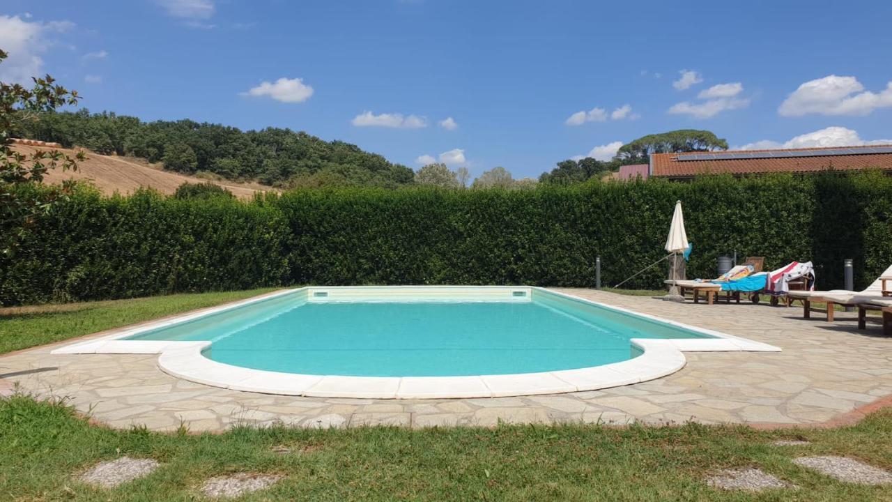 Agriturismo San Leone โวลแตร์รา ภายนอก รูปภาพ